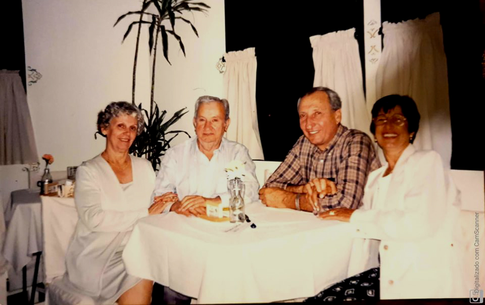 Aparecida e Edgard Bezerra, Dirce e Ronaldo Valentini