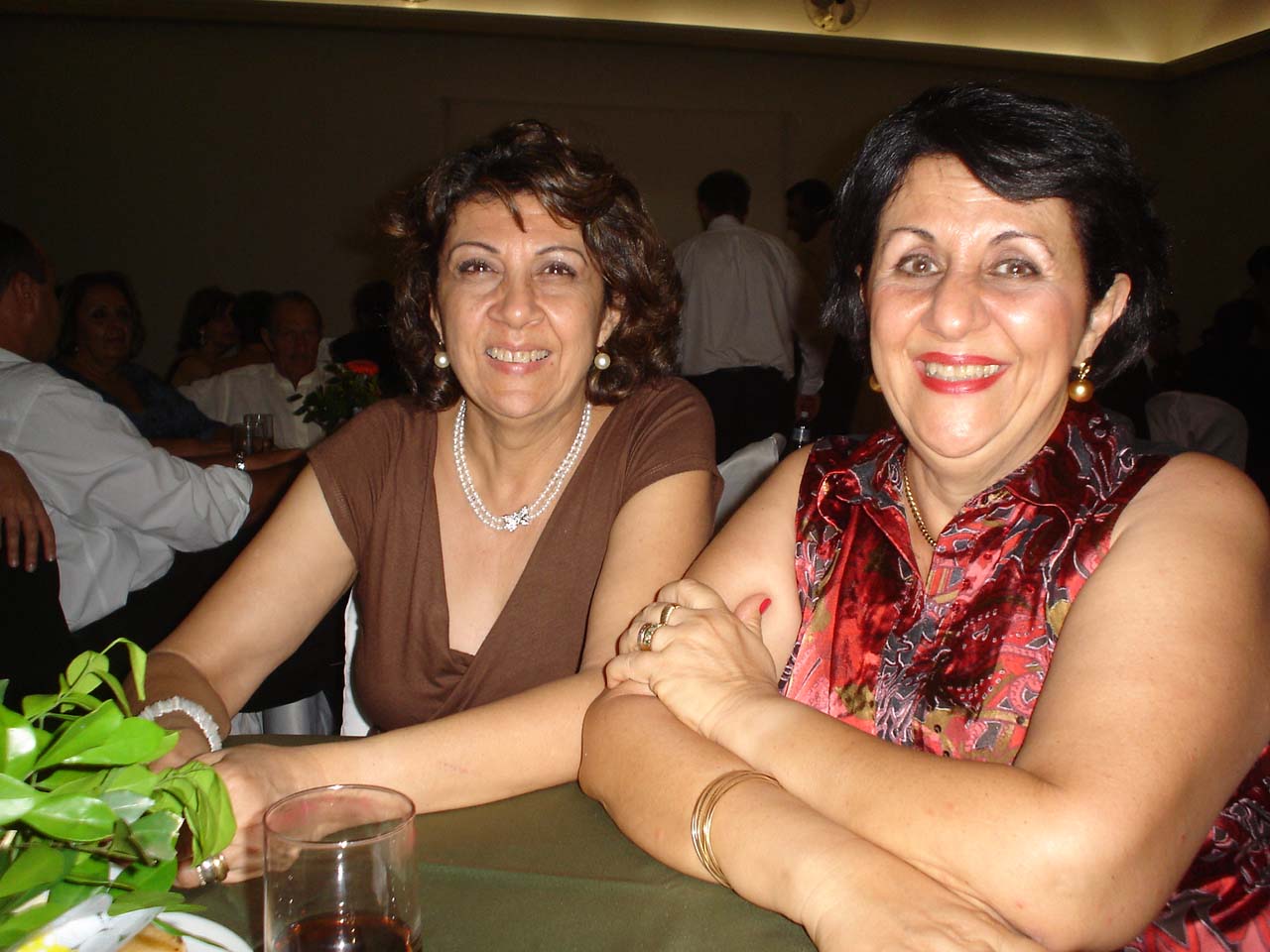 Adélia e Angelina Mauad