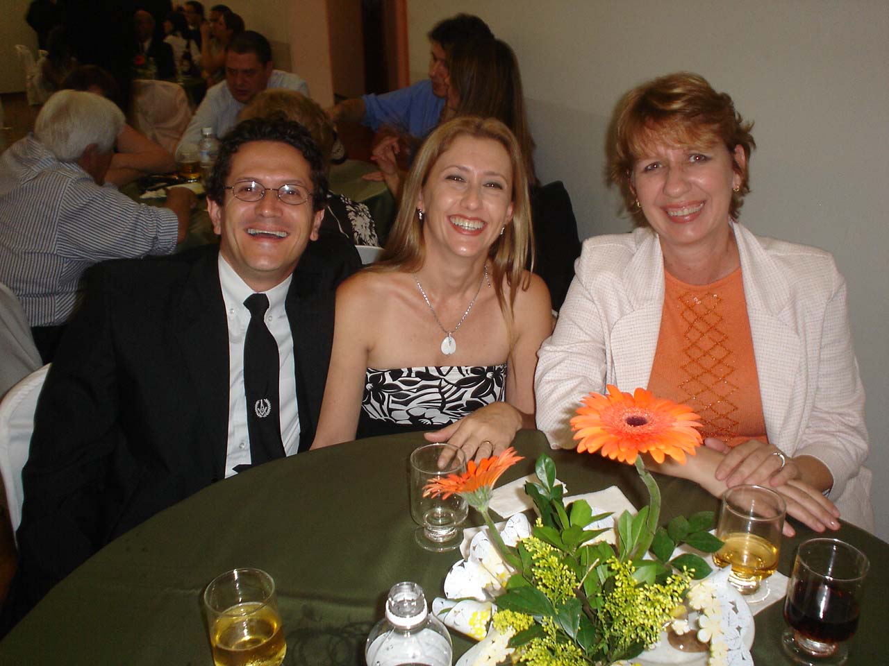 Cláudia, Gandi, Maeva Chúfalo