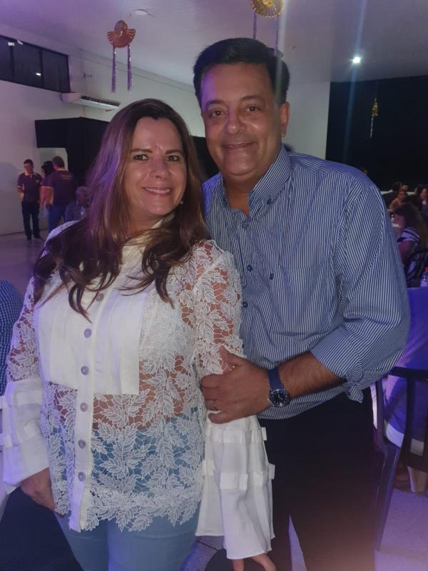 Cláudia e João Batista Vicente