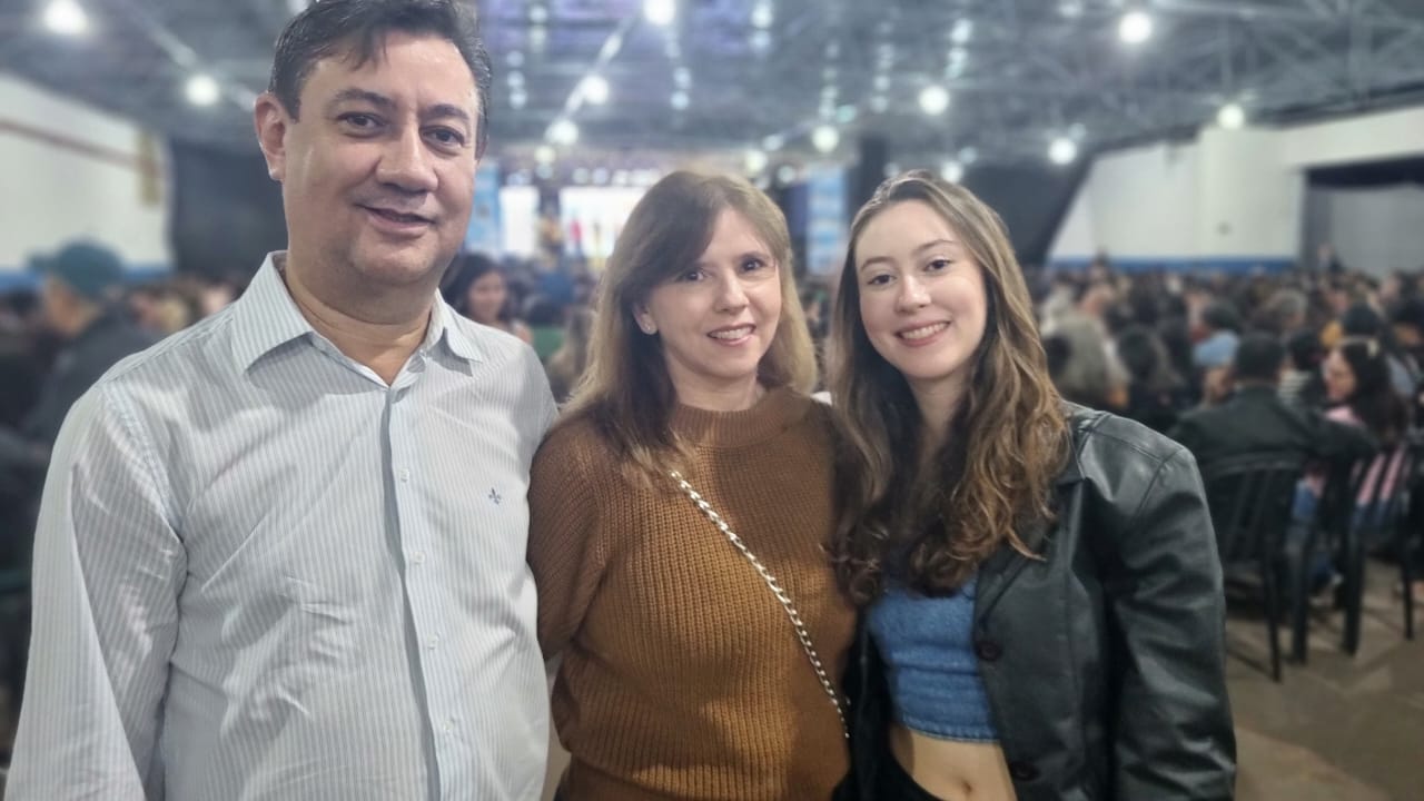 Laura, Luci, Amilton Giossi