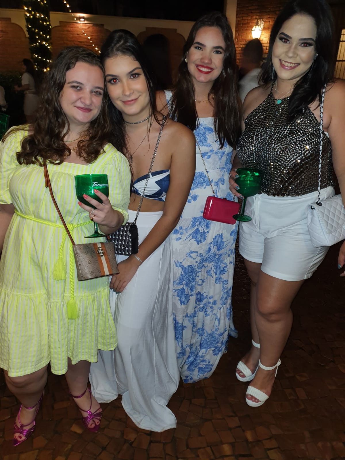 Julia Tuzzi, Isadora Peraro, Maria Clara Mulinari, Rayra Rosa