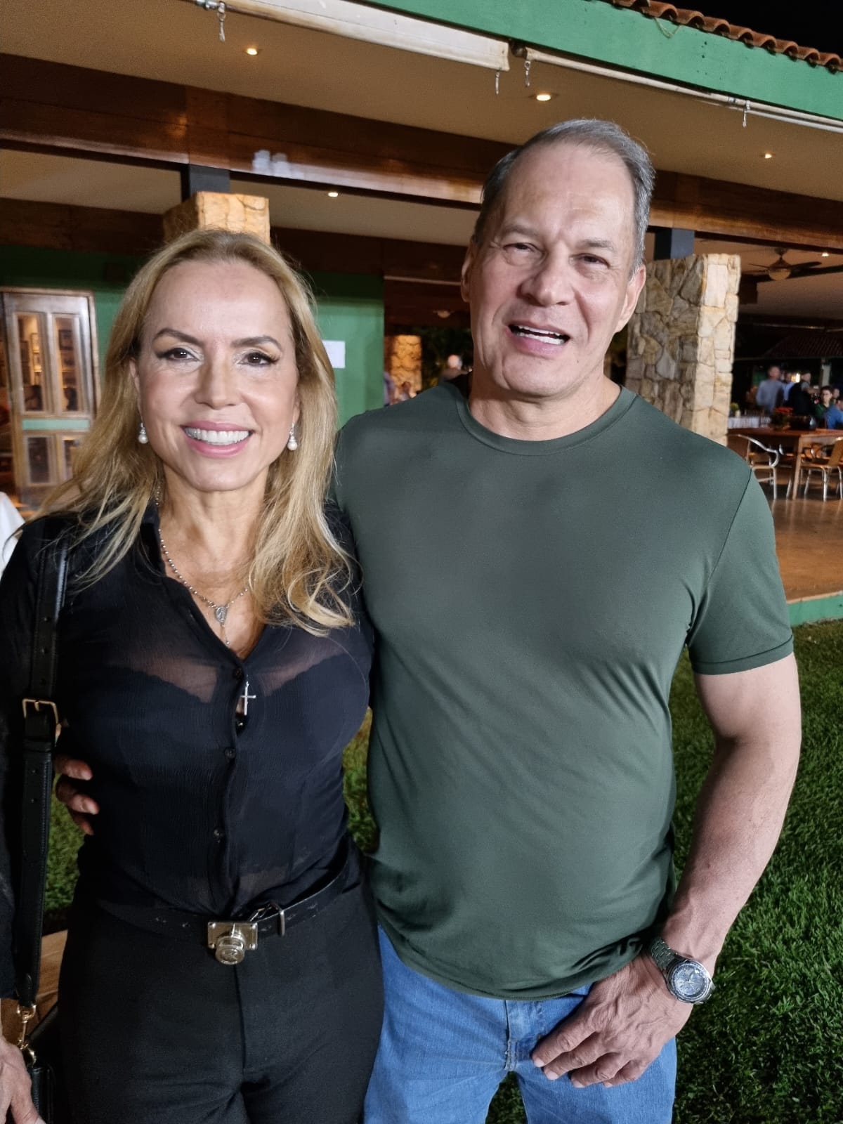 Laís Tosta e Eduardo Campos