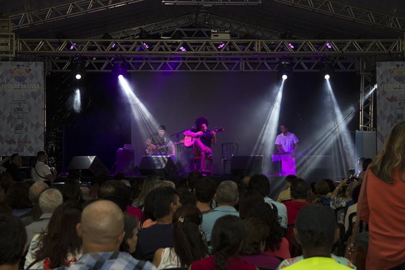 Apresentação de Diego Figueiredo e convidados