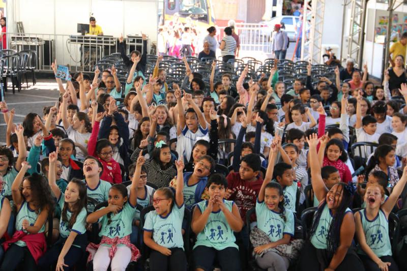 Participação de todas as esolas da rede municipal de ensino