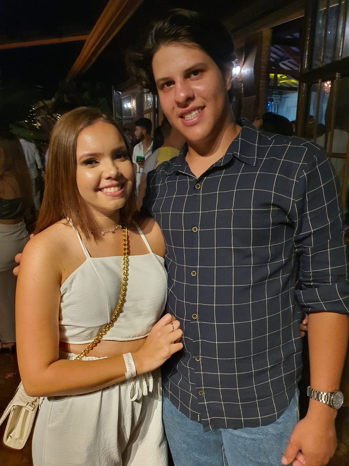 Bruna Santana, Luis Otávio Magalhães