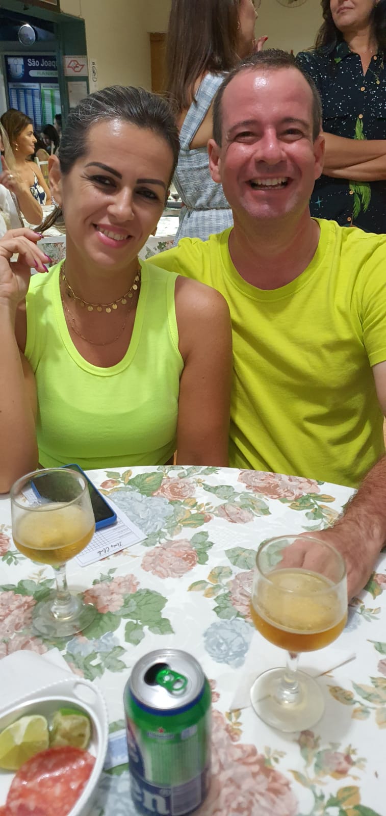 Caroline  e Gustavo  Dias