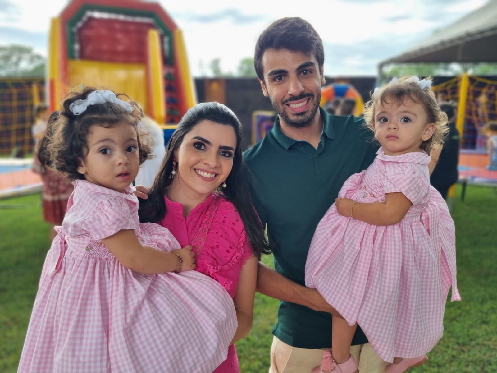 Maria Elisa,  Maria  Olivia,  Julia  e Bruno  Uzuelle