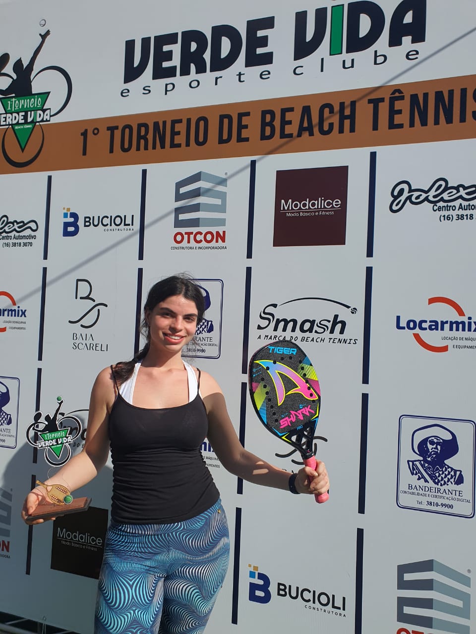 Camila Canato  no podium