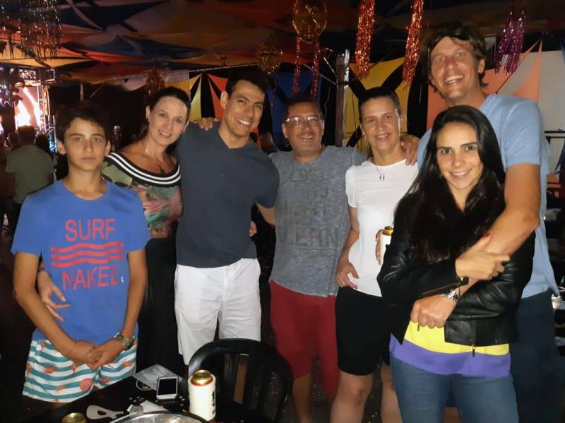 Luis Bonadio, Márcia e Guilherme Farias, Sandro e Renata Bonadio, Maria Helena e Aluísio Vilela Rosa