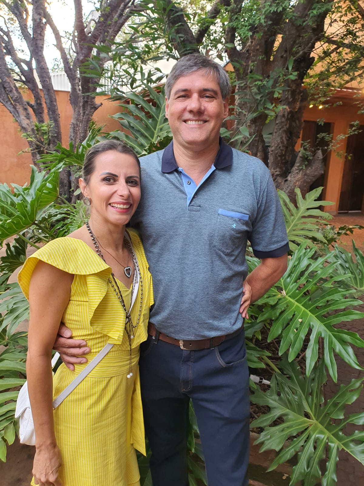 Silvia e Hernandes Torres