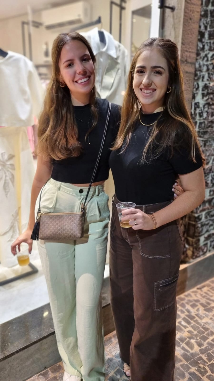 Maria Eduarda Garcia, Ana Luiza Penha