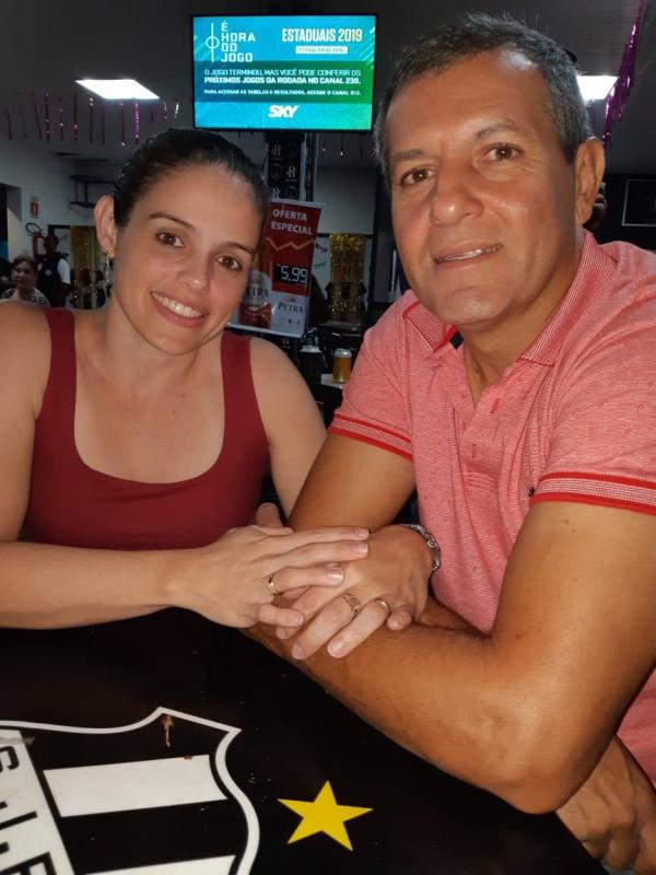 Thatiane e Carlos Henrique Tavares