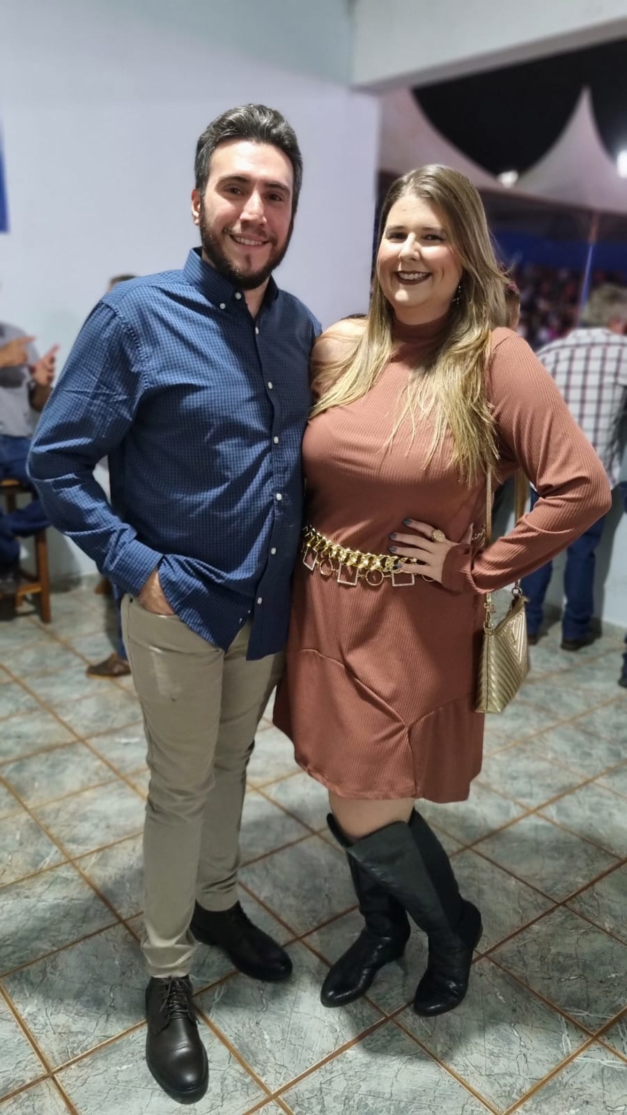 Cláudio  Chuva,  Alana  Destro