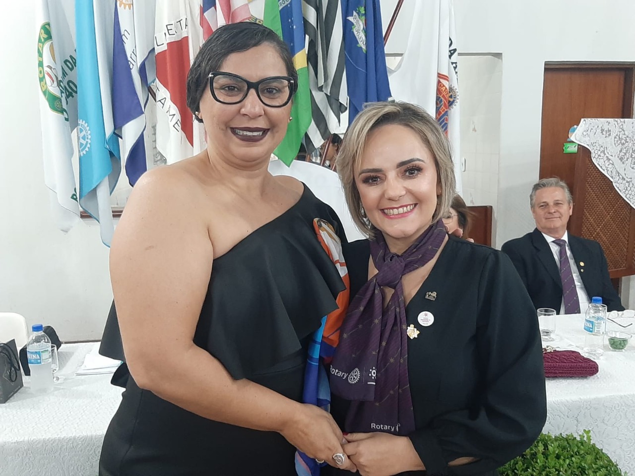 Casa da Amizade - Margaret Officia transmite cargo à Sheila Sartorato Oliveira