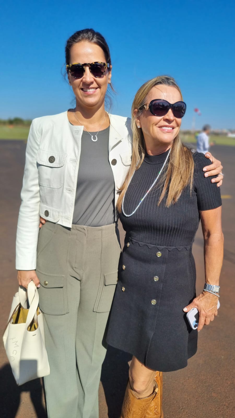 Lucinha e Cláudia Tosta Junqueira