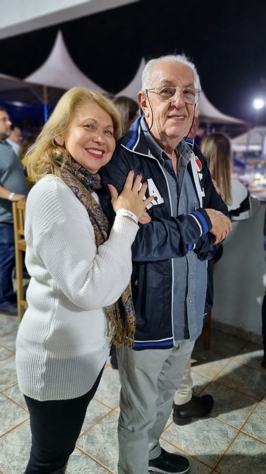 Fátima  e  Francisco Renato  Tortorelli  Costa