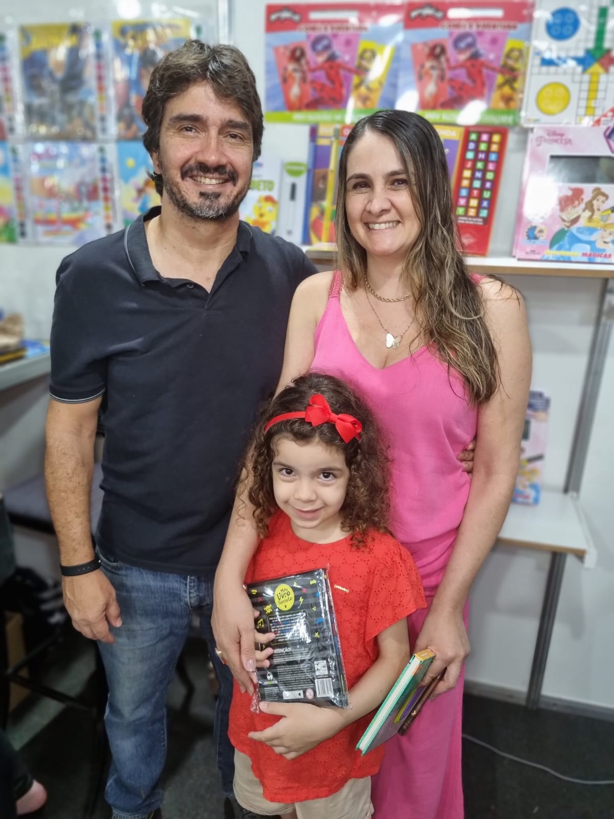 Marina, Ana Rosa, Elvis Paiva