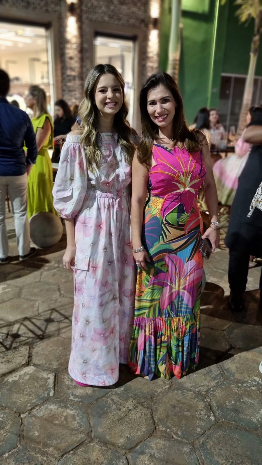 Sarah Vicente, Ana Cláudia Melon Figueira