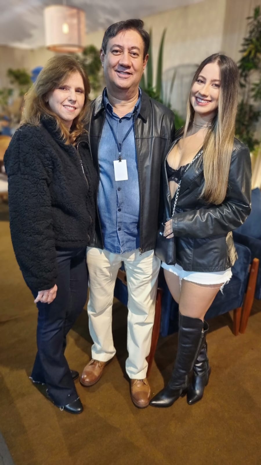 Luci, Larissa, Amilton Giossi