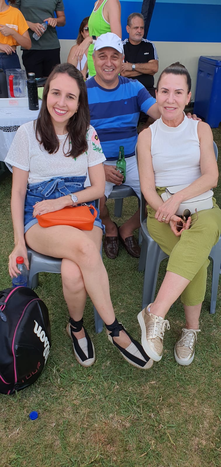 Helena, Bia e Marcelo Dezem