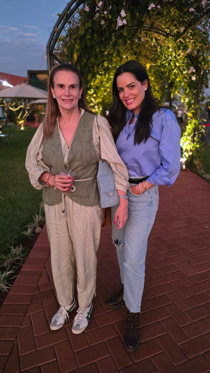 Leda Maria  Ferreira, Mariah  Maia