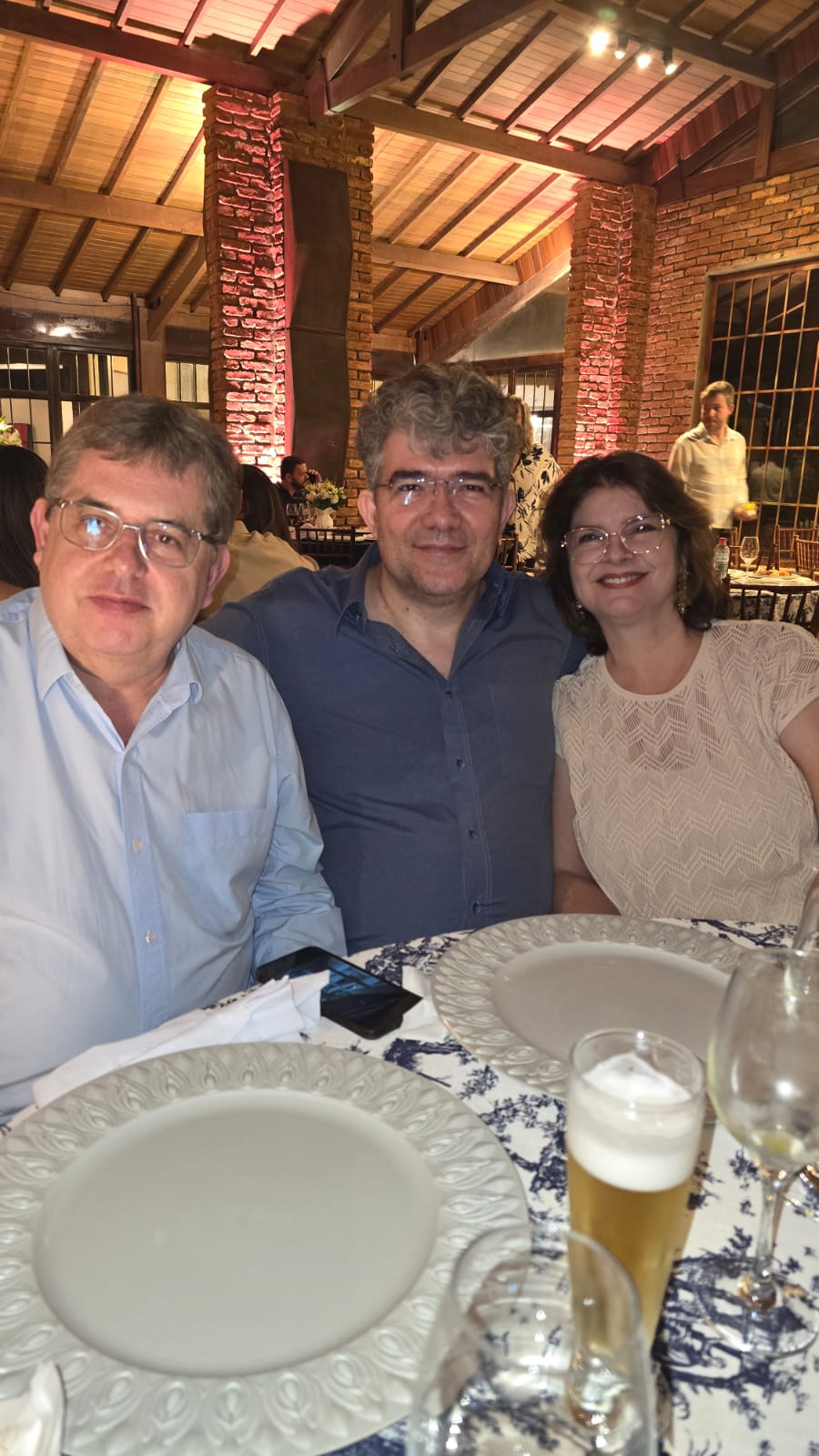 Eduardo  Bernardino,  Leopoldo  e Maria  Elisa Dare