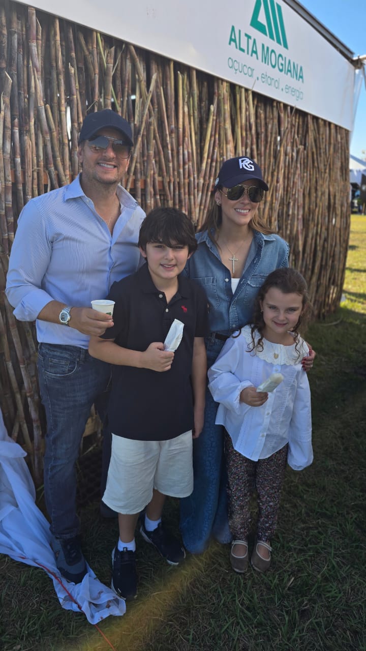 Otavinho, Otávio  Neto, Maria Luiza e Fernanda  Junqueira  Figueiredo