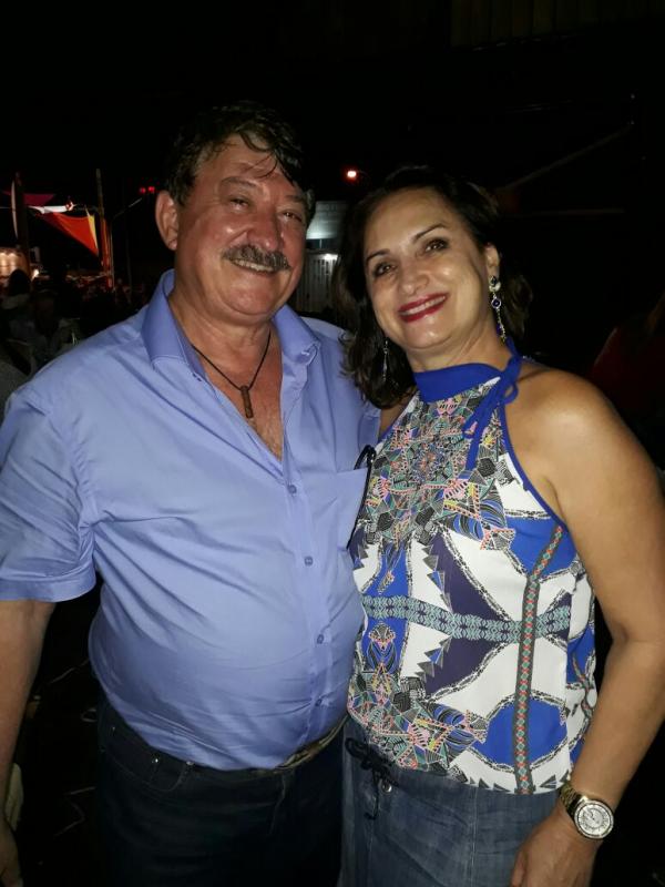 José João e Regina Honorato;