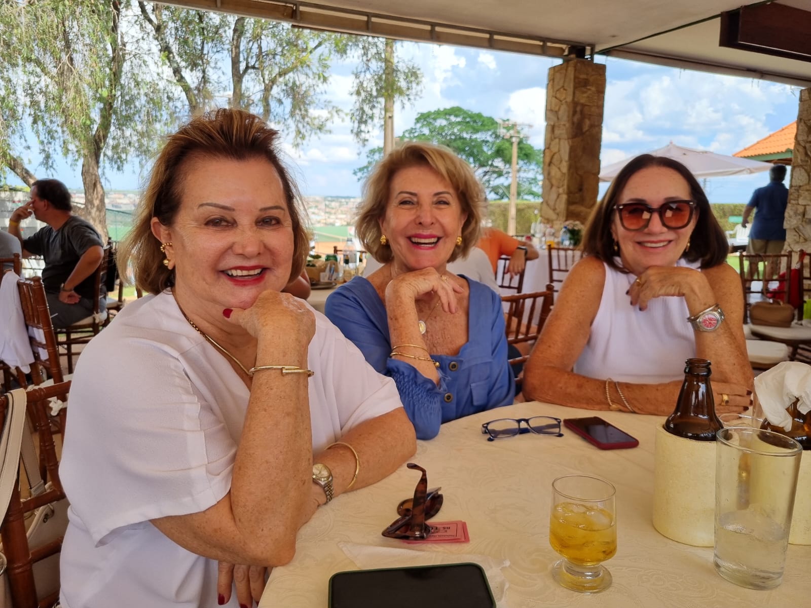 Ana Luiza Bucci Degiovanni, Mariangela Benine, Elza Bucci Abrahao