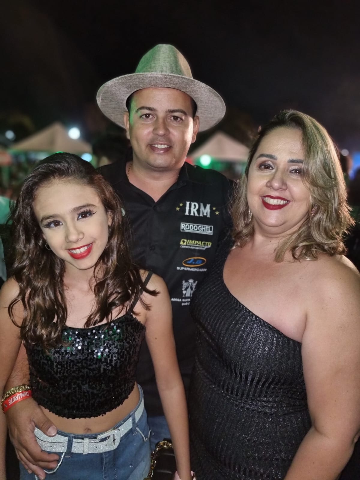 Mirela, Flaveline e André Domingos