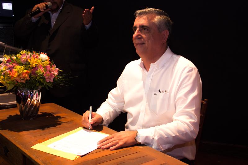 Assinatura do prefeito Marcelo Mian para o Fundo de Cultura de São Joaquim da Barra