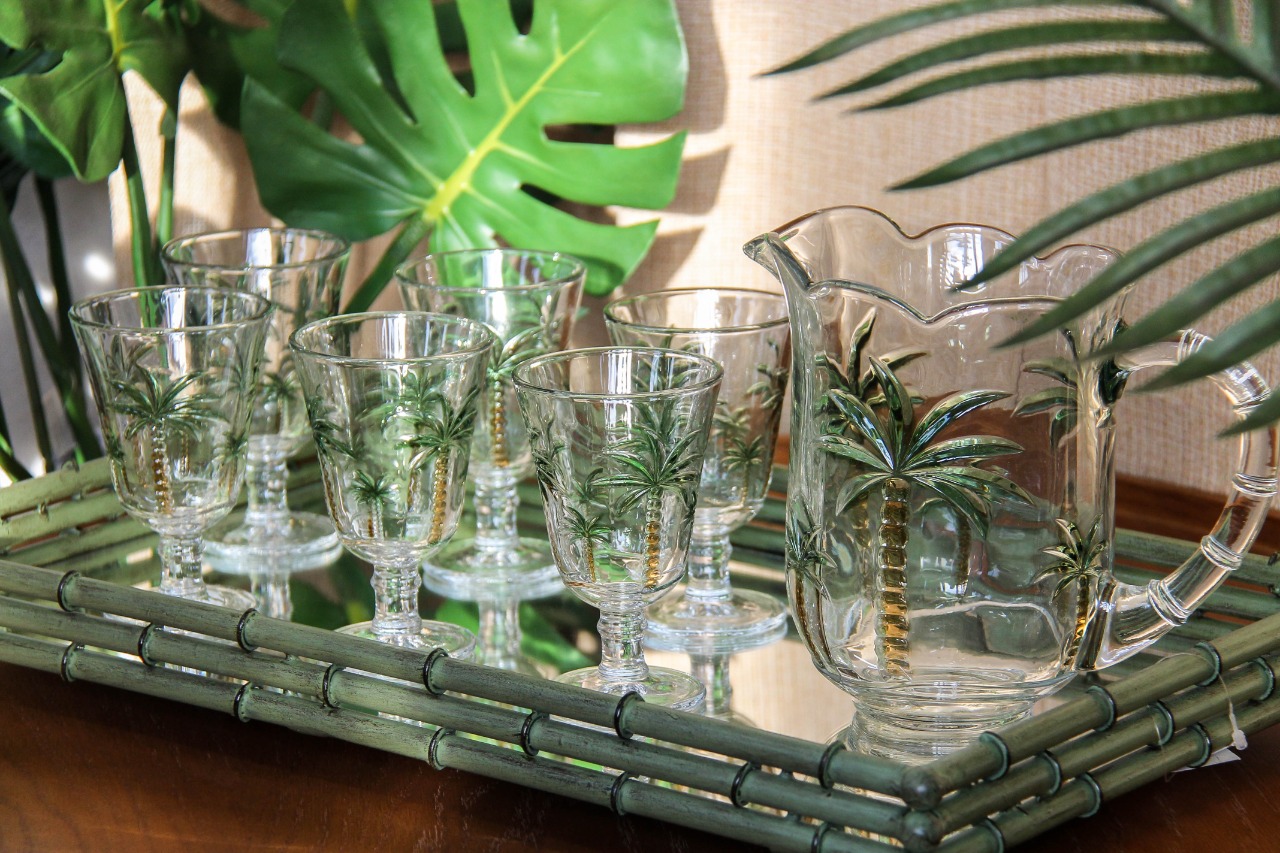 Bandeja Cana R$ 490, Jogo 6 Taças + Jarra R$ 250