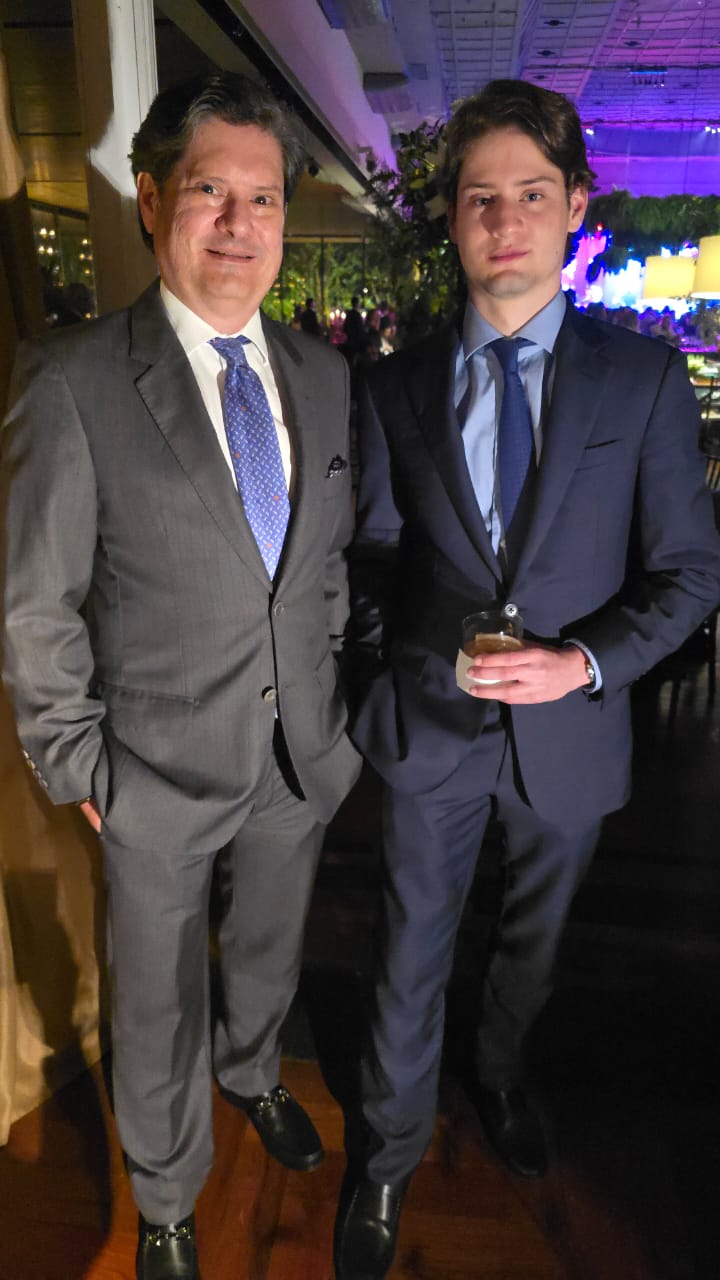Luiz Gustavo  e Henrique Lopes Junqueira Figueiredo