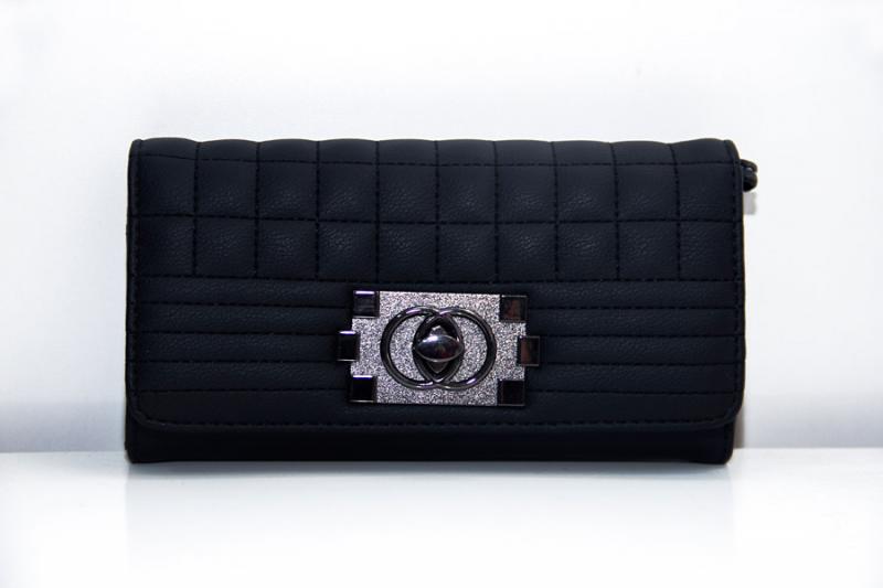 Clutch envelope