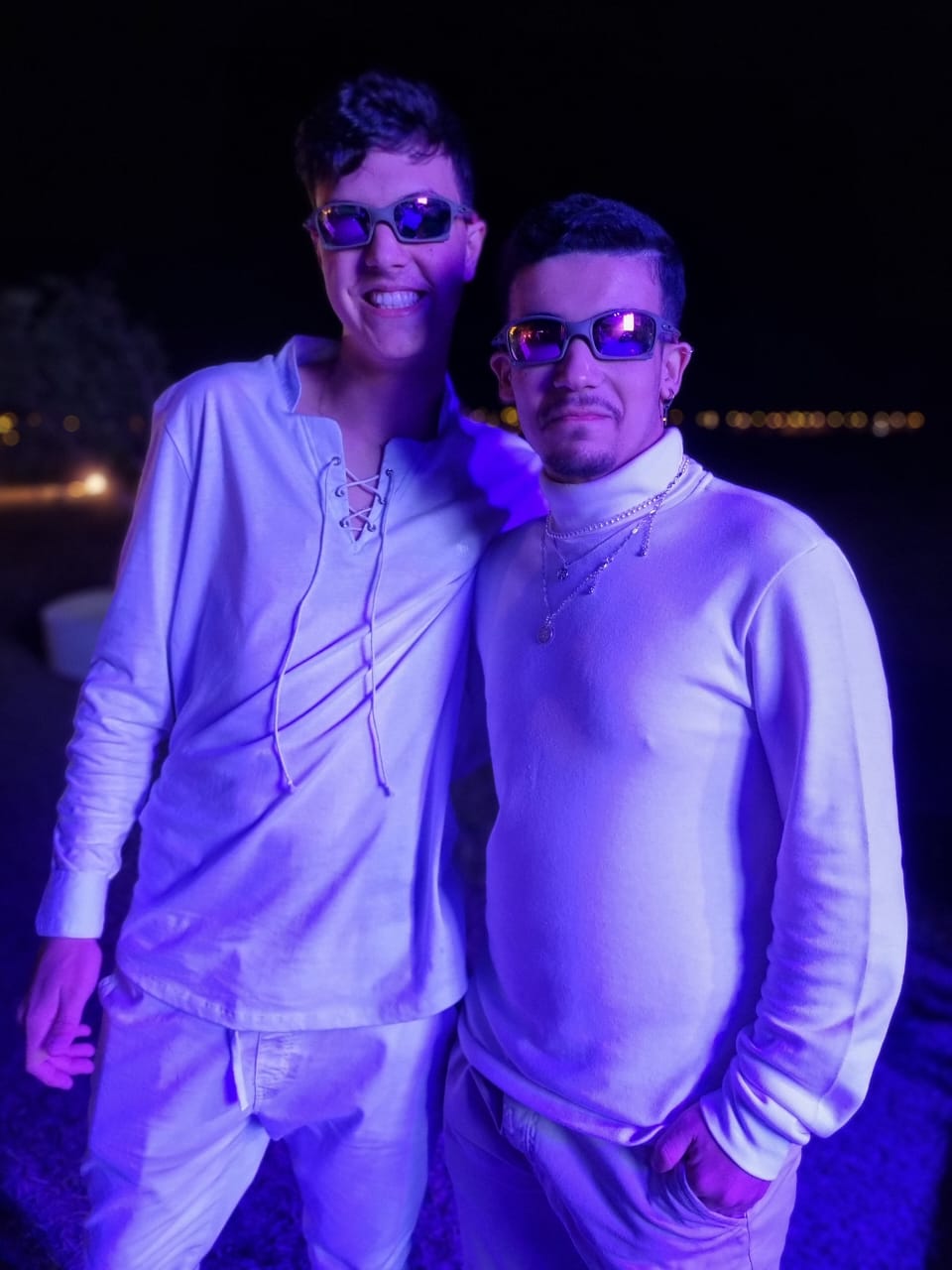 João Ceribelli, Victor Castro