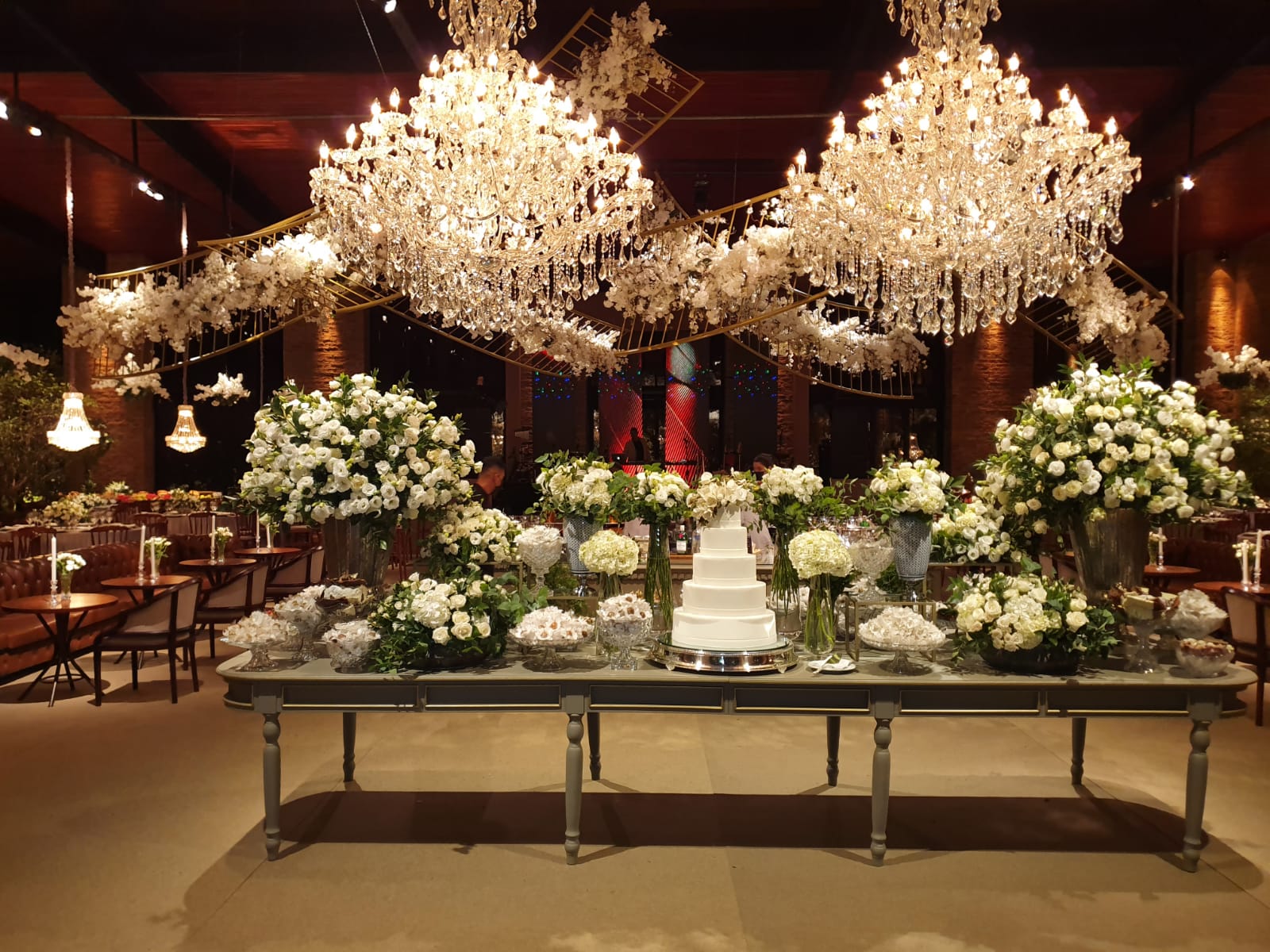 O branco enfeitando tudo