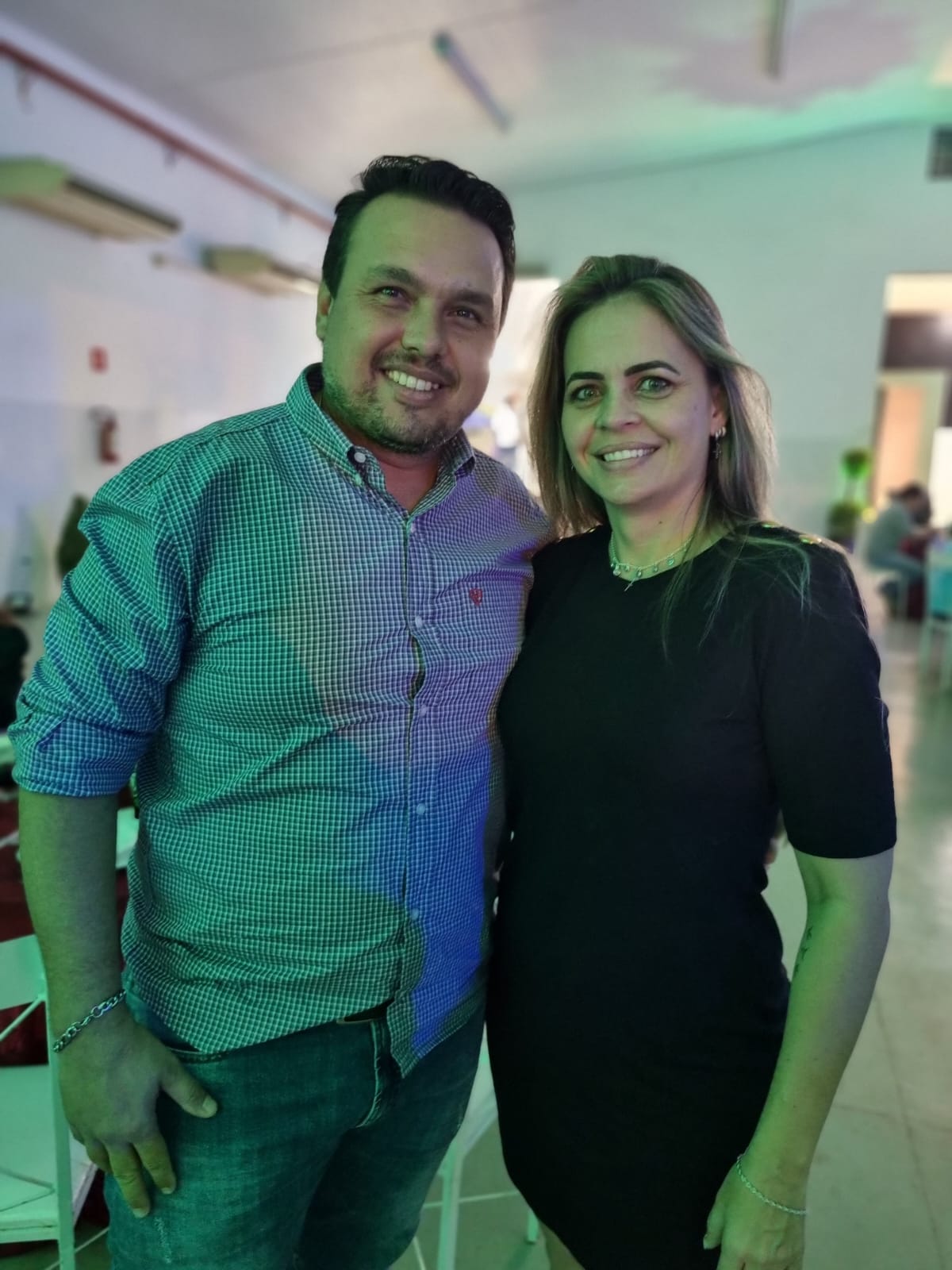 Marília e  Henrique  Dias