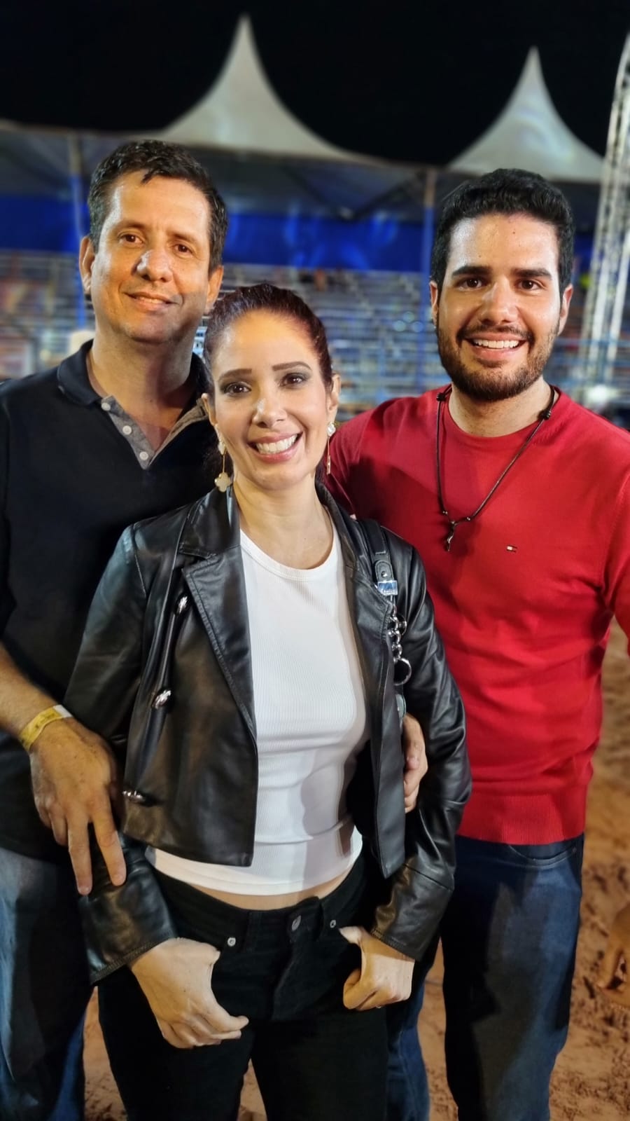 Thiago,  Fabiana  e Carlos  Tazinaffo