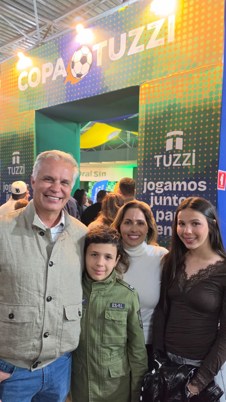 Alexandre, Isadora, Maíra e Alexandre Tuzzi