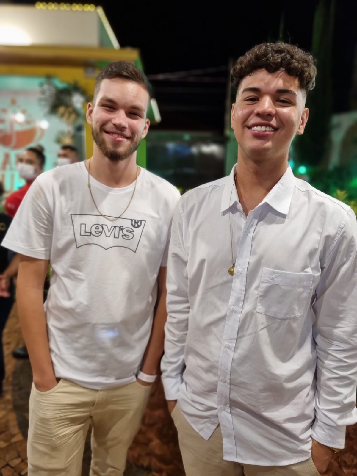 Caio Leonello, Vitor Vinicius Martins da Silva