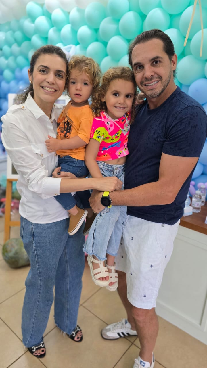 Joaquim, Maria, Geisa e Rodrigo Tolói