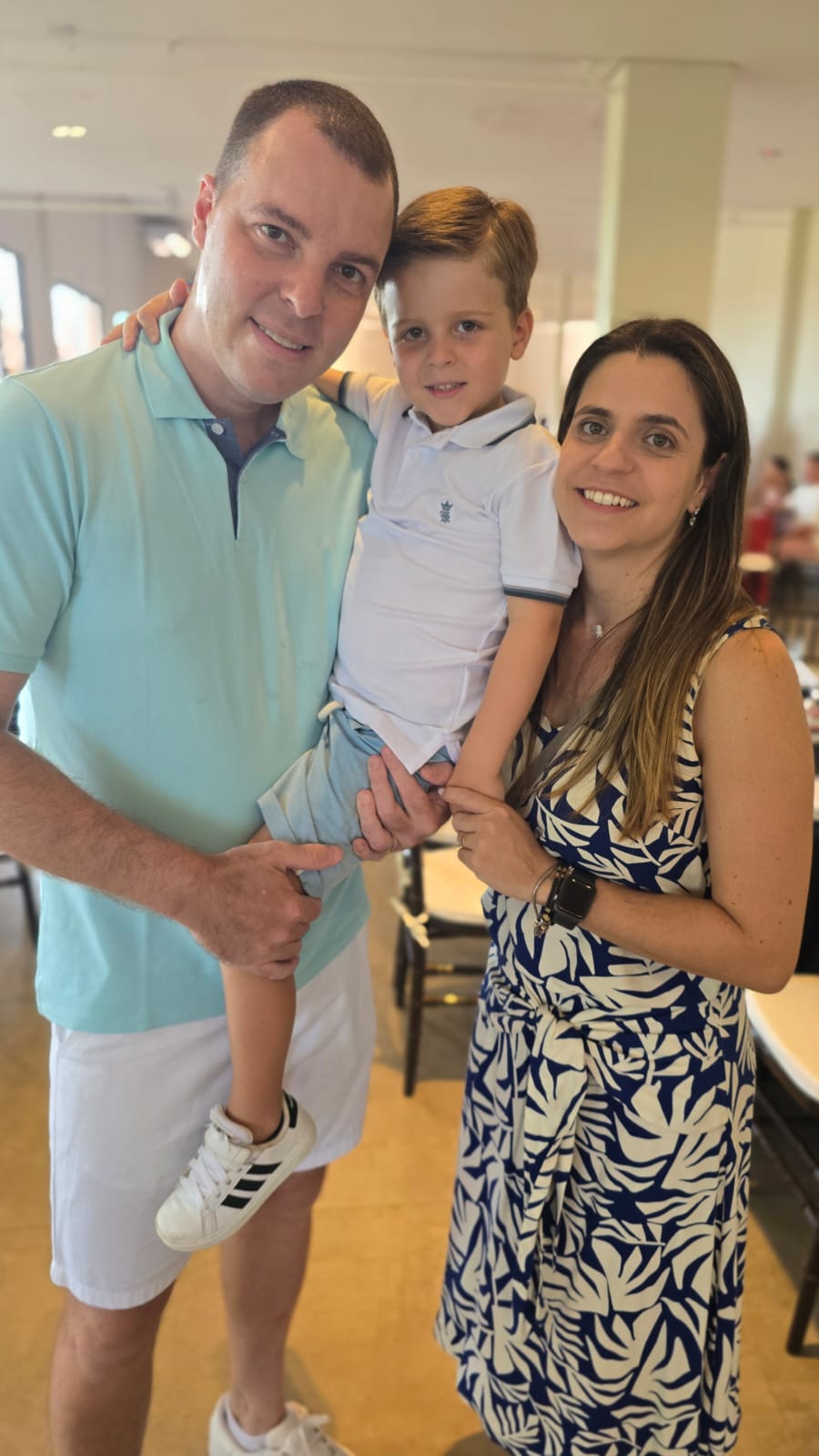 Bento, Gabriela  e Franco Parada