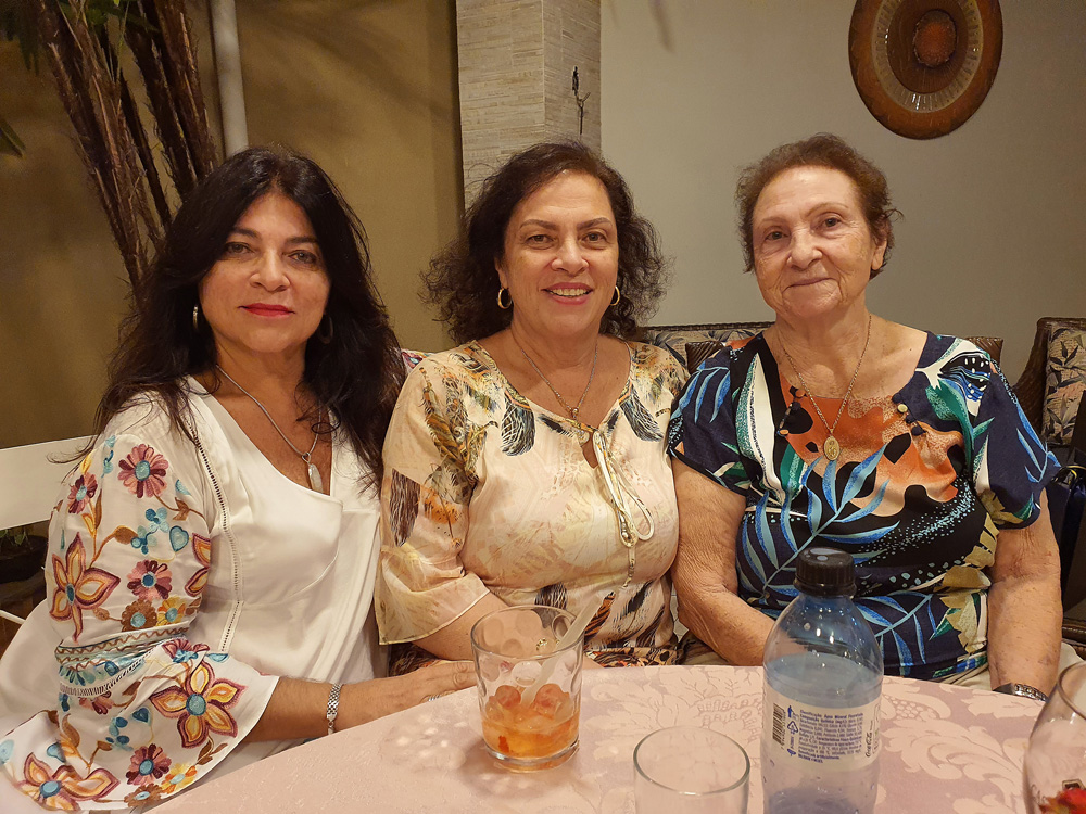 Taneite, Tânia e Yoli Marcovig