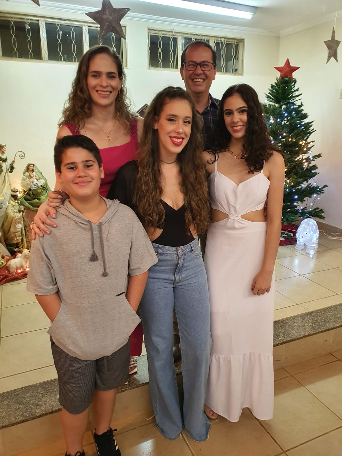 Aylton, Bianca, Sofia, Karina e Iandro Souza