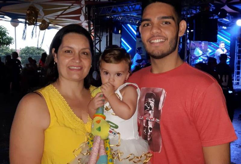 Fabiana, Sofia e Bruno Teixeira