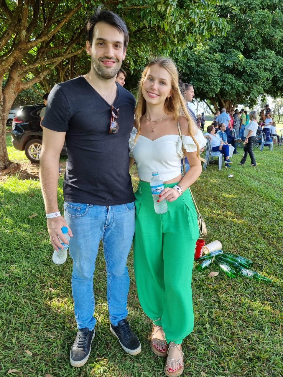 Felipe Maia, Vitória Cia