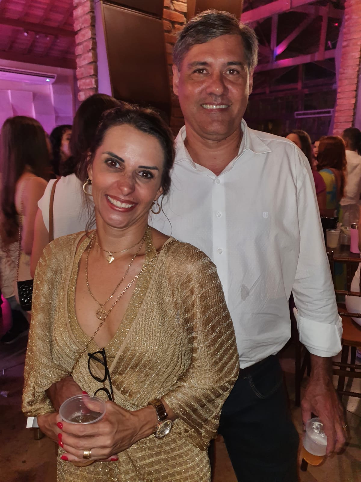 Silvia e Hernandes Torres