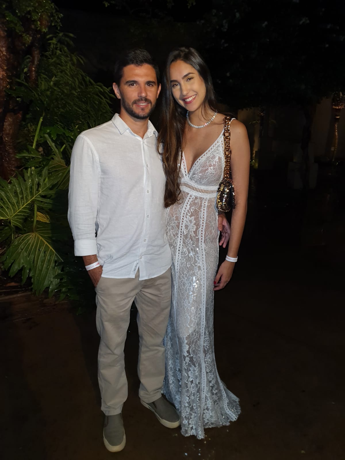 Luiz Guilherme Ferreira, Isabela Gaona