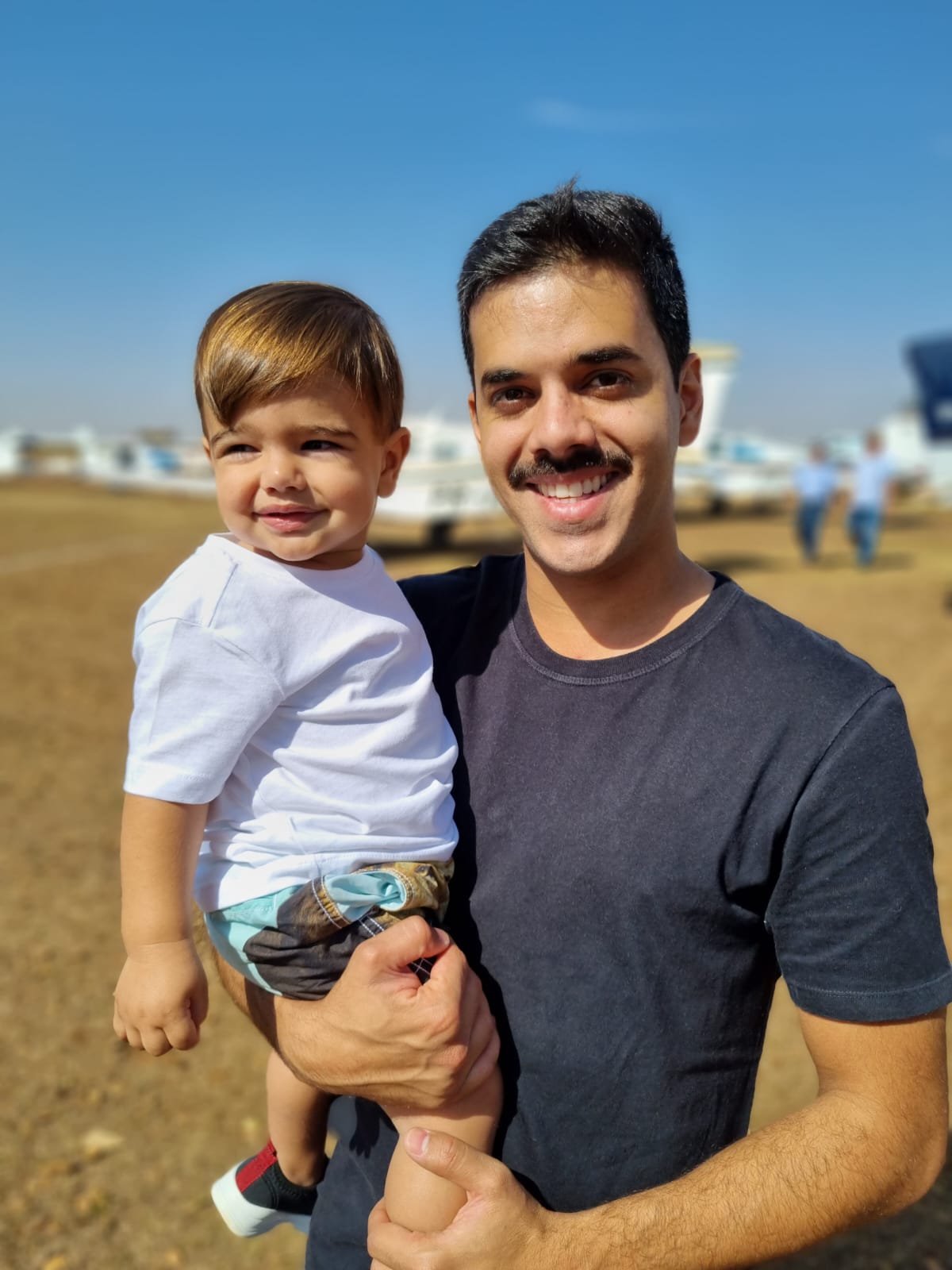 Faria  e Farid David Neto